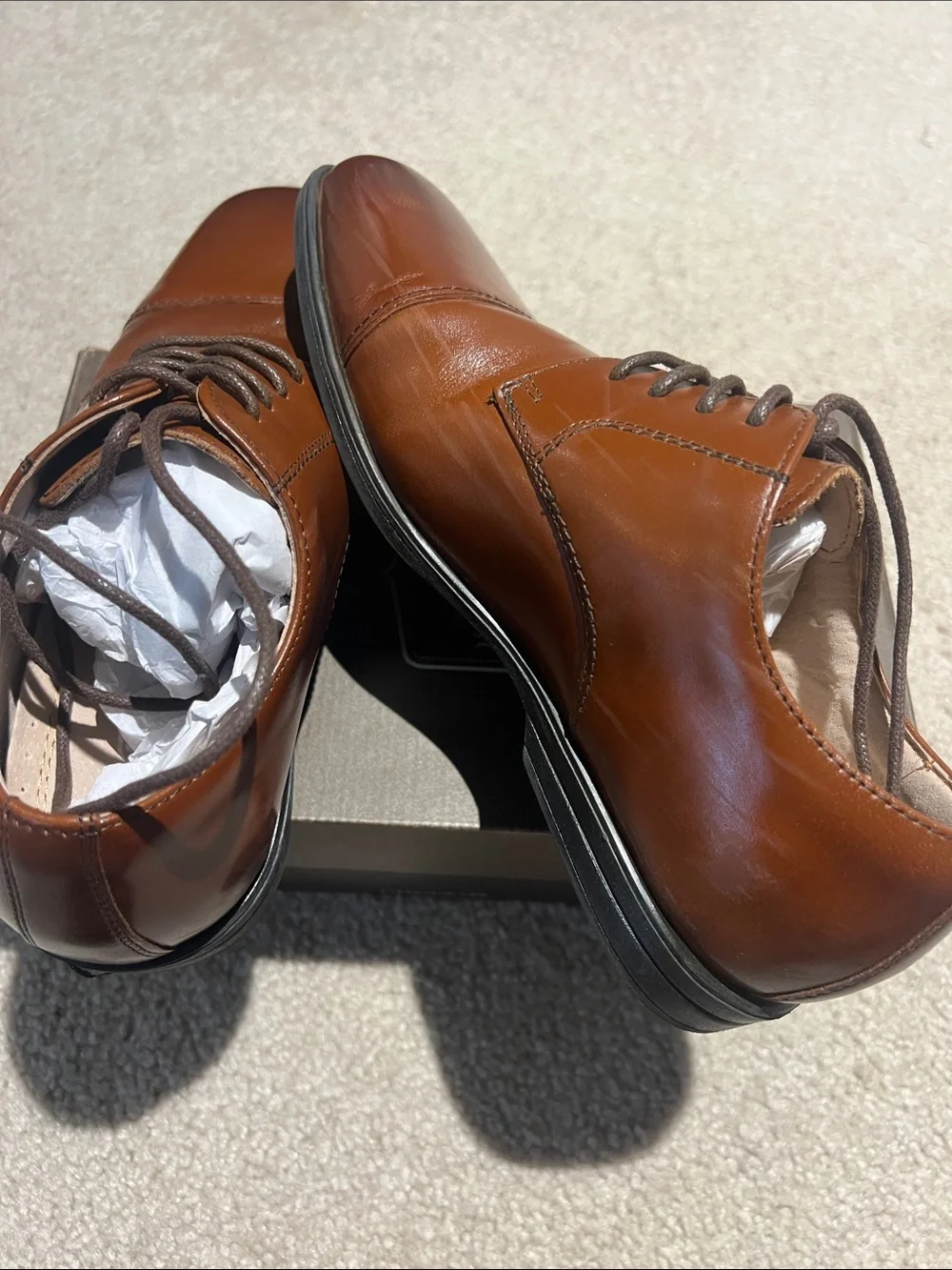 Florsheim Reveal Cap Toe Ox Derby Boys 4M Cognac Leather dress shoe like New